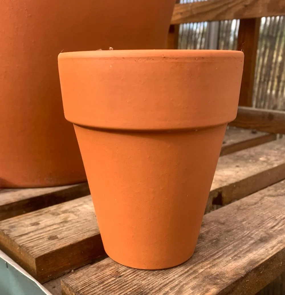 Burgon Ball terracotta long tom pot image 2