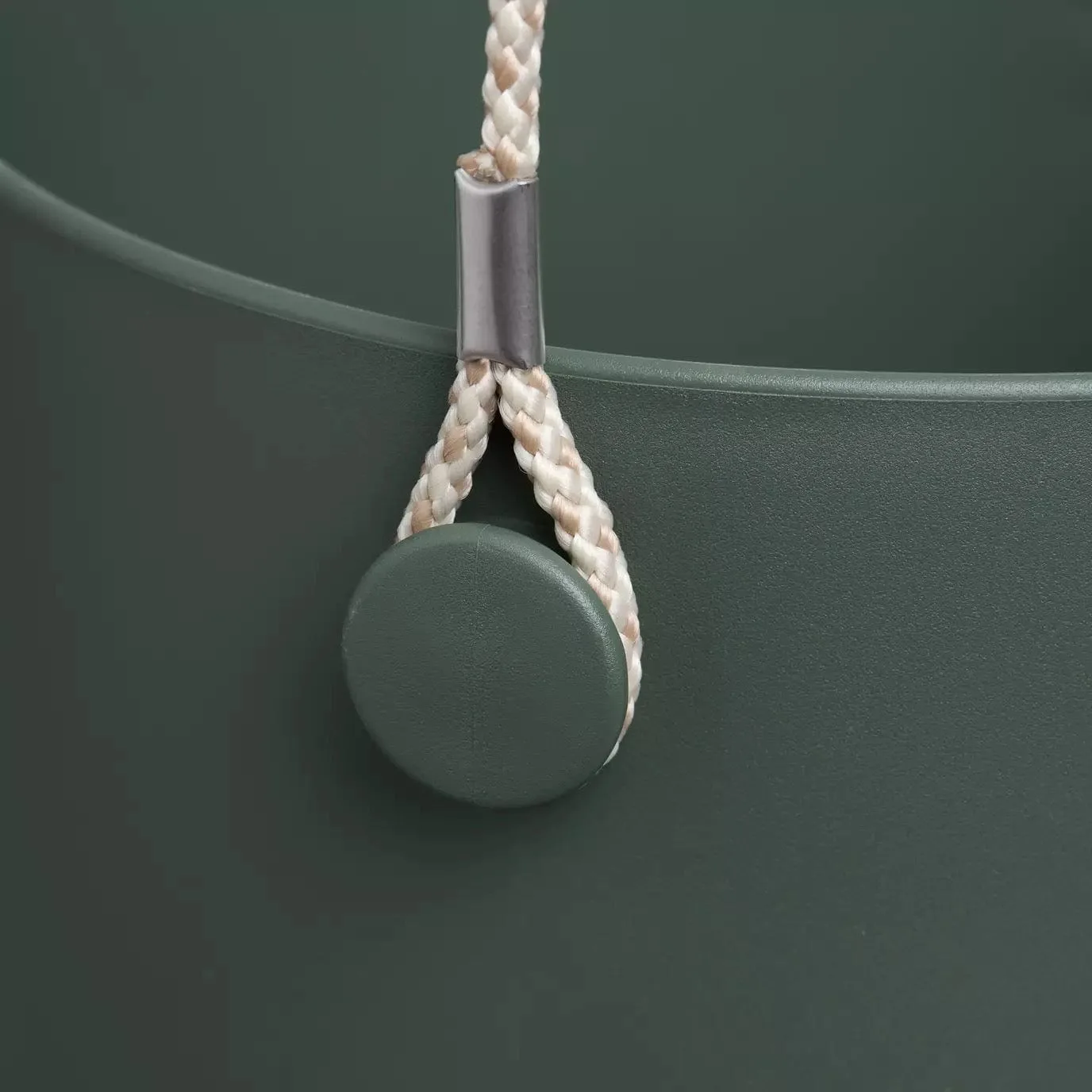 Elho b.for swing hanging planter